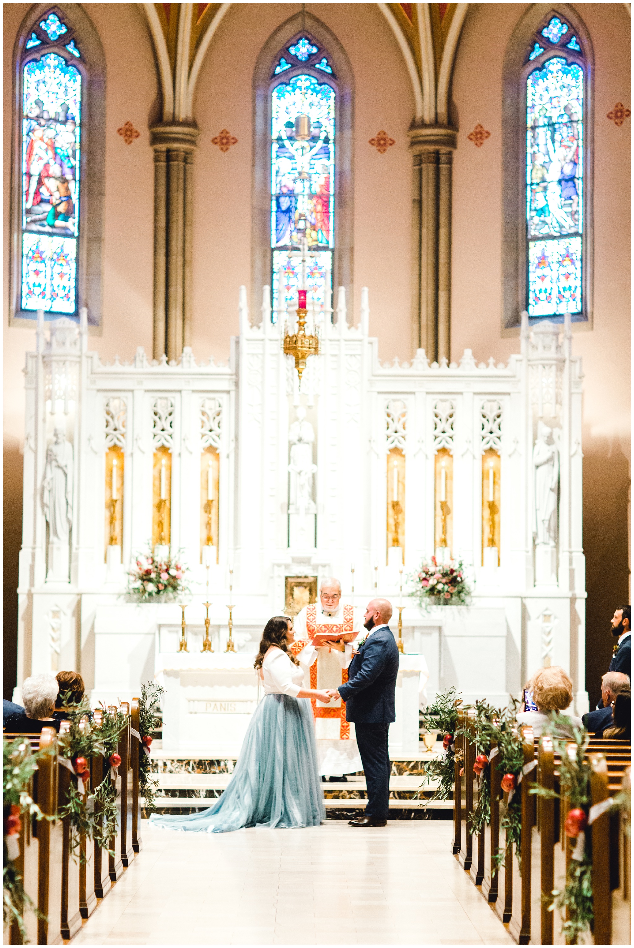 Shreveport-Louisiana-Photographer-Outdoor-Catholic-Wedding-Dress_0008