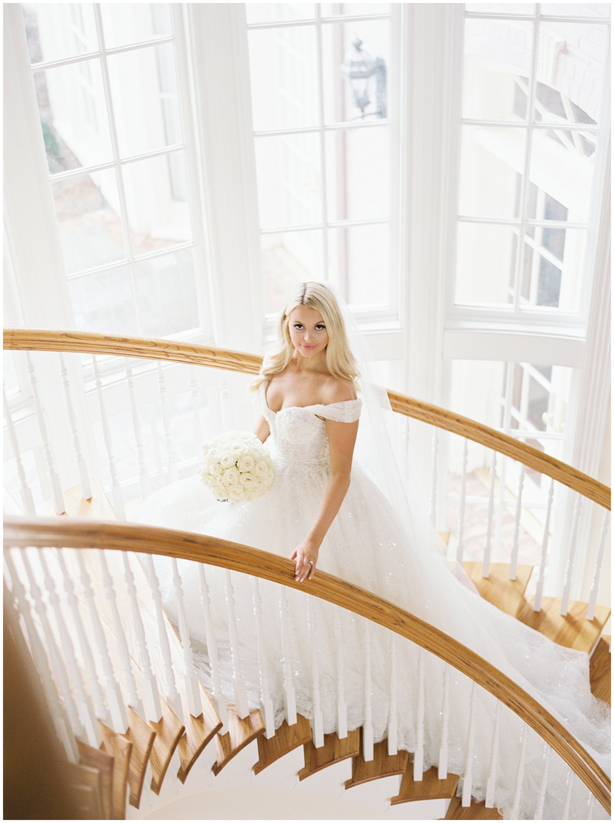 Monroe-Louisiana-Photographer-Bridals-The-Mansion-At-Redhill_0047