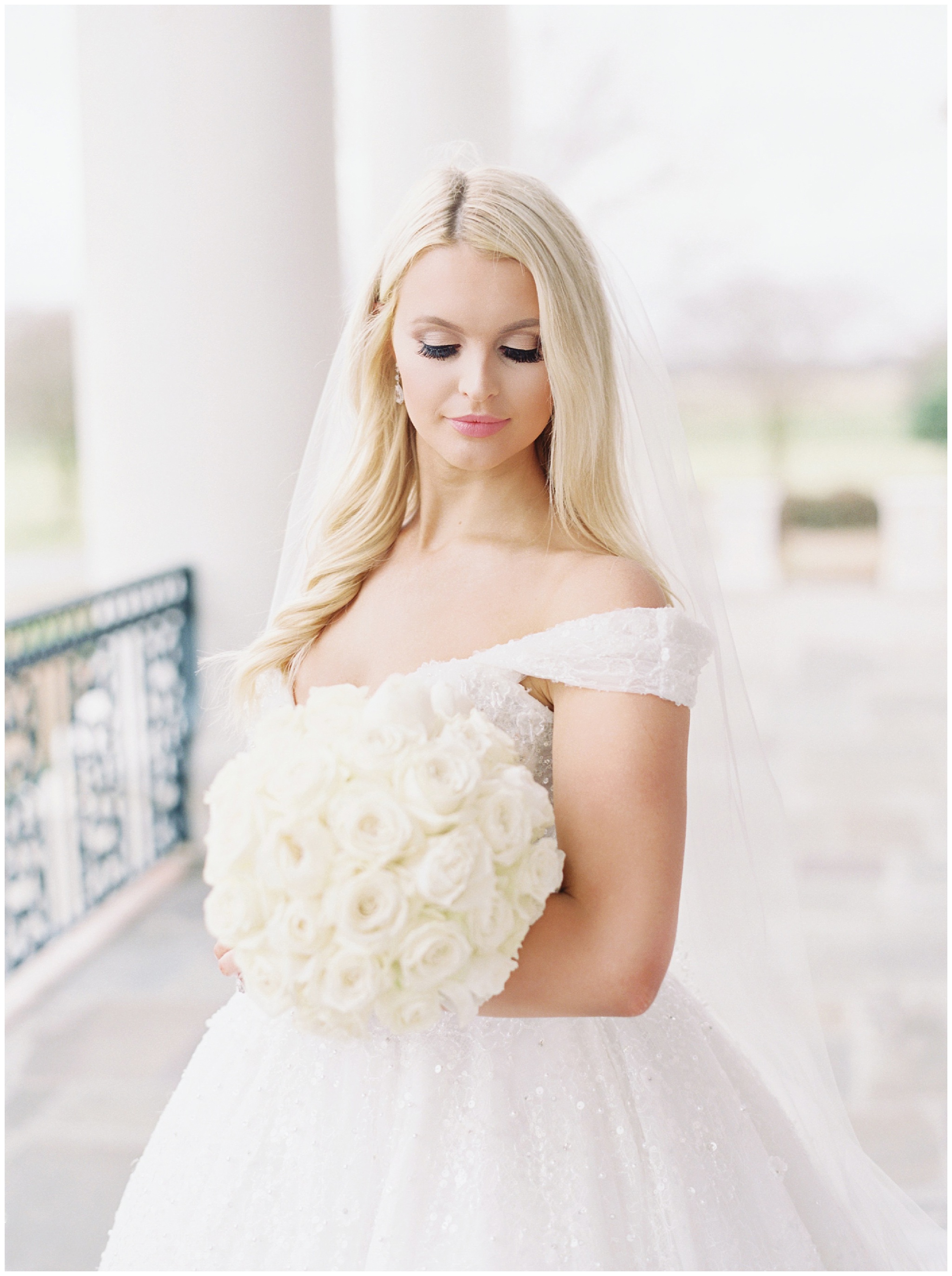 Monroe-Louisiana-Photographer-Bridals-The-Mansion-At-Redhill_0051