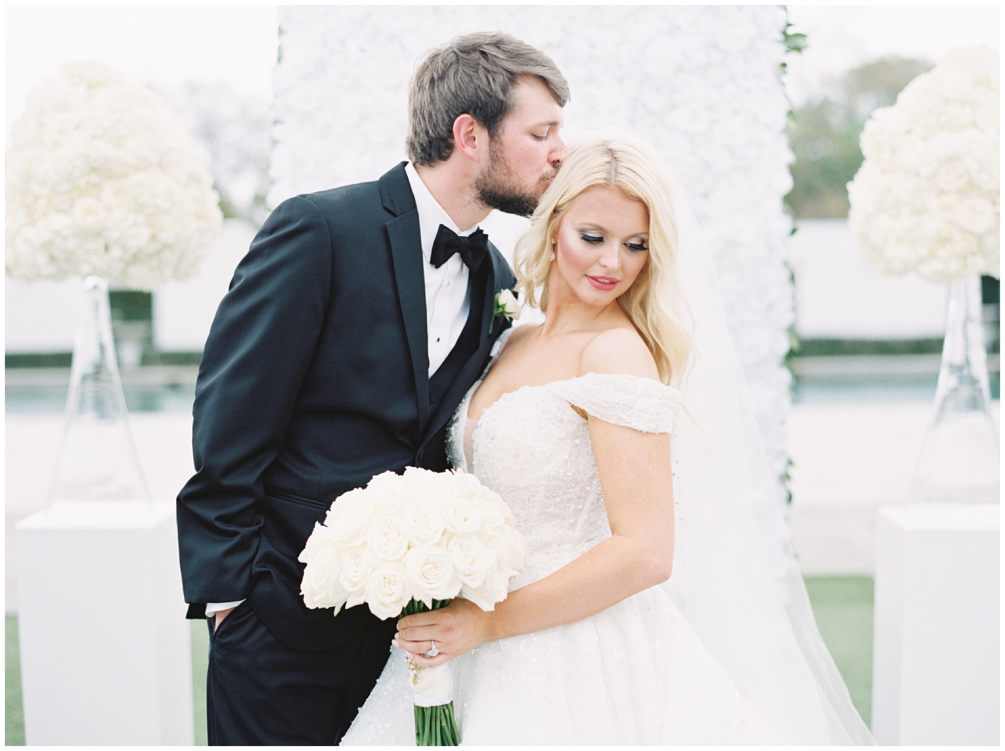Monroe-Louisiana-Photographer-Bridals-The-Mansion-At-Redhill_0076