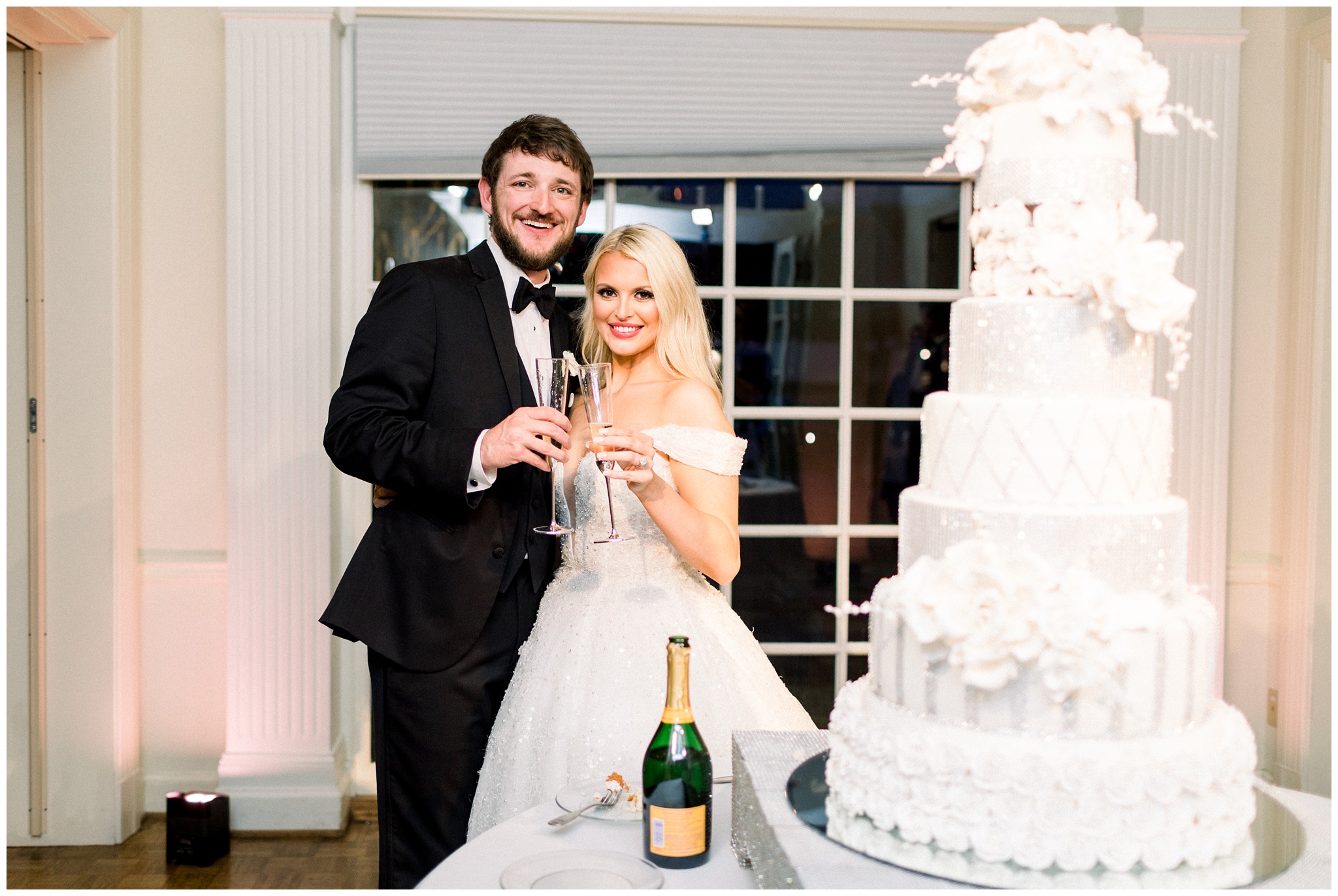Monroe-Louisiana-Photographer-Bridals-The-Mansion-At-Redhill_0091